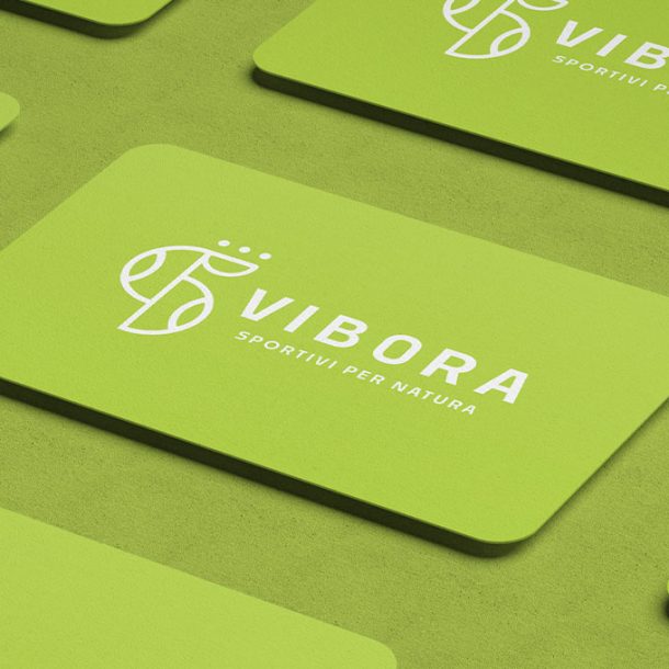 Mock up biglietti da visiva Vibora, colore verde, logotipo Vibora
